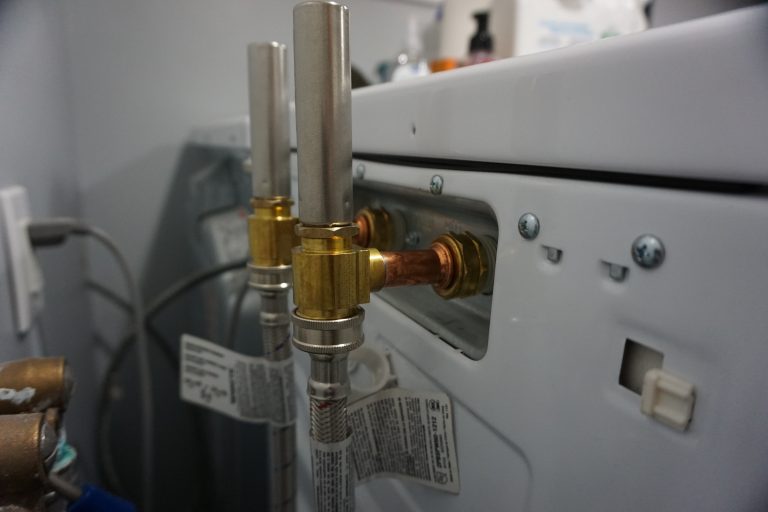 How to Stop water hammer Everything you need to know ScottiesDIY